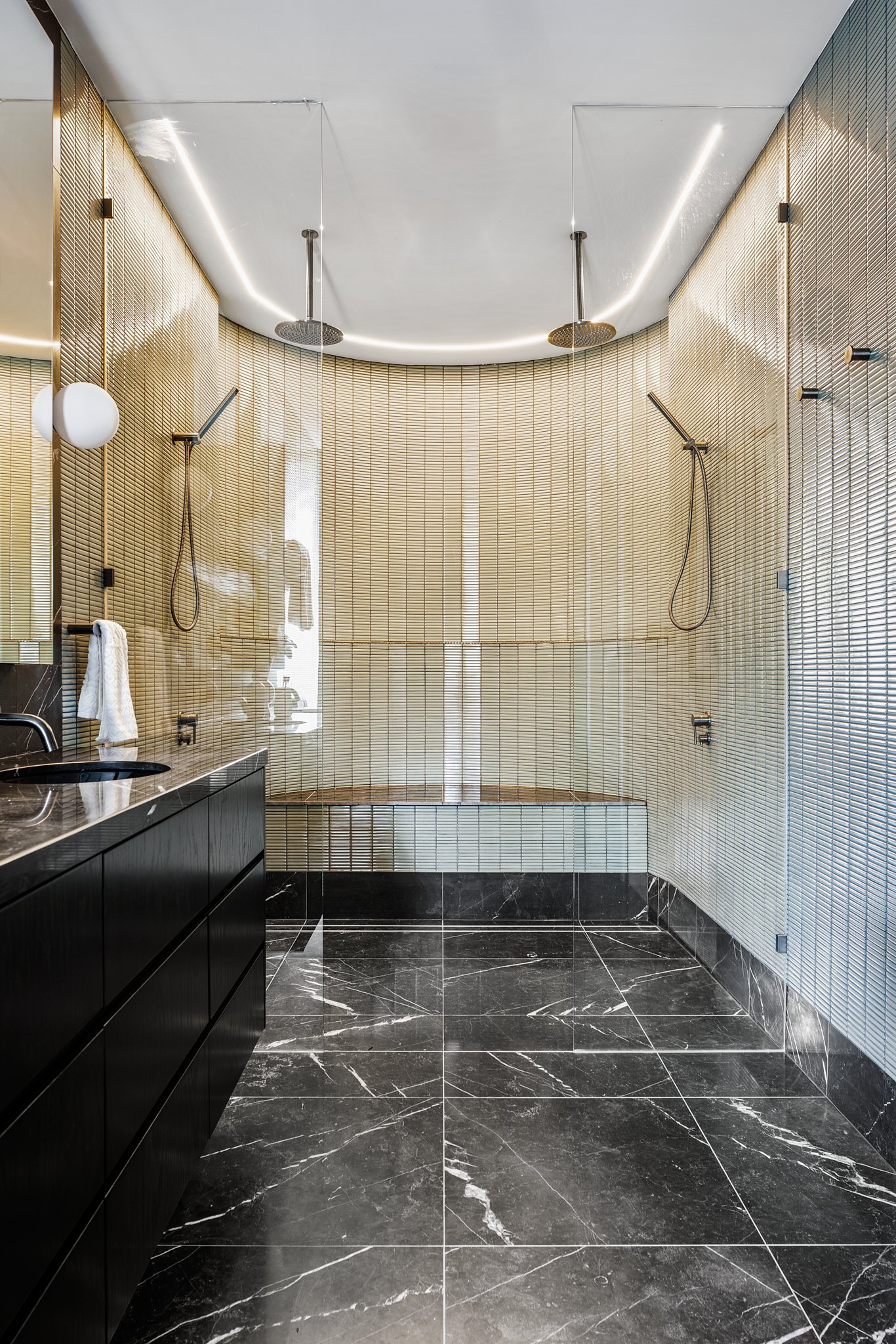 North Facing Luxury Home With City Views Spanning Over 728sqm Of Living House in Holland Park West, Queensland, Australia