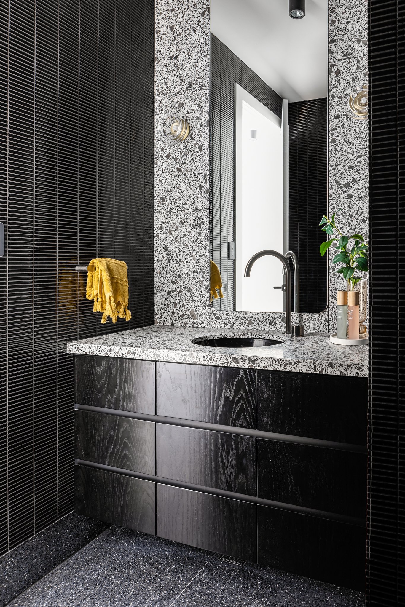 North Facing Luxury Home With City Views Spanning Over 728sqm Of Living House in Holland Park West, Queensland, Australia