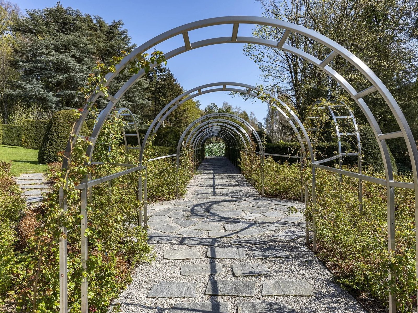 Splendid, Fully Renovated Manor House House in Jouxtens-Mézery, Vaud, Switzerland