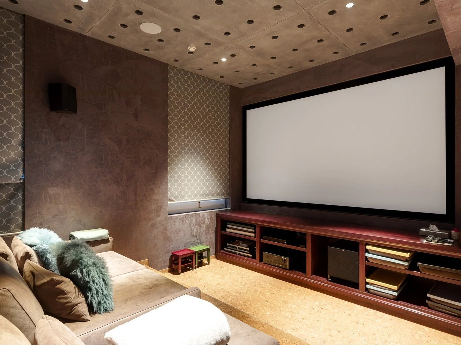 Splendid, Fully Renovated Manor House House in Jouxtens-Mézery, Vaud, Switzerland