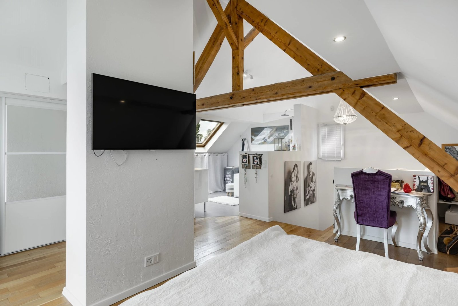 House in Jouxtens-Mézery, Vaud, Switzerland