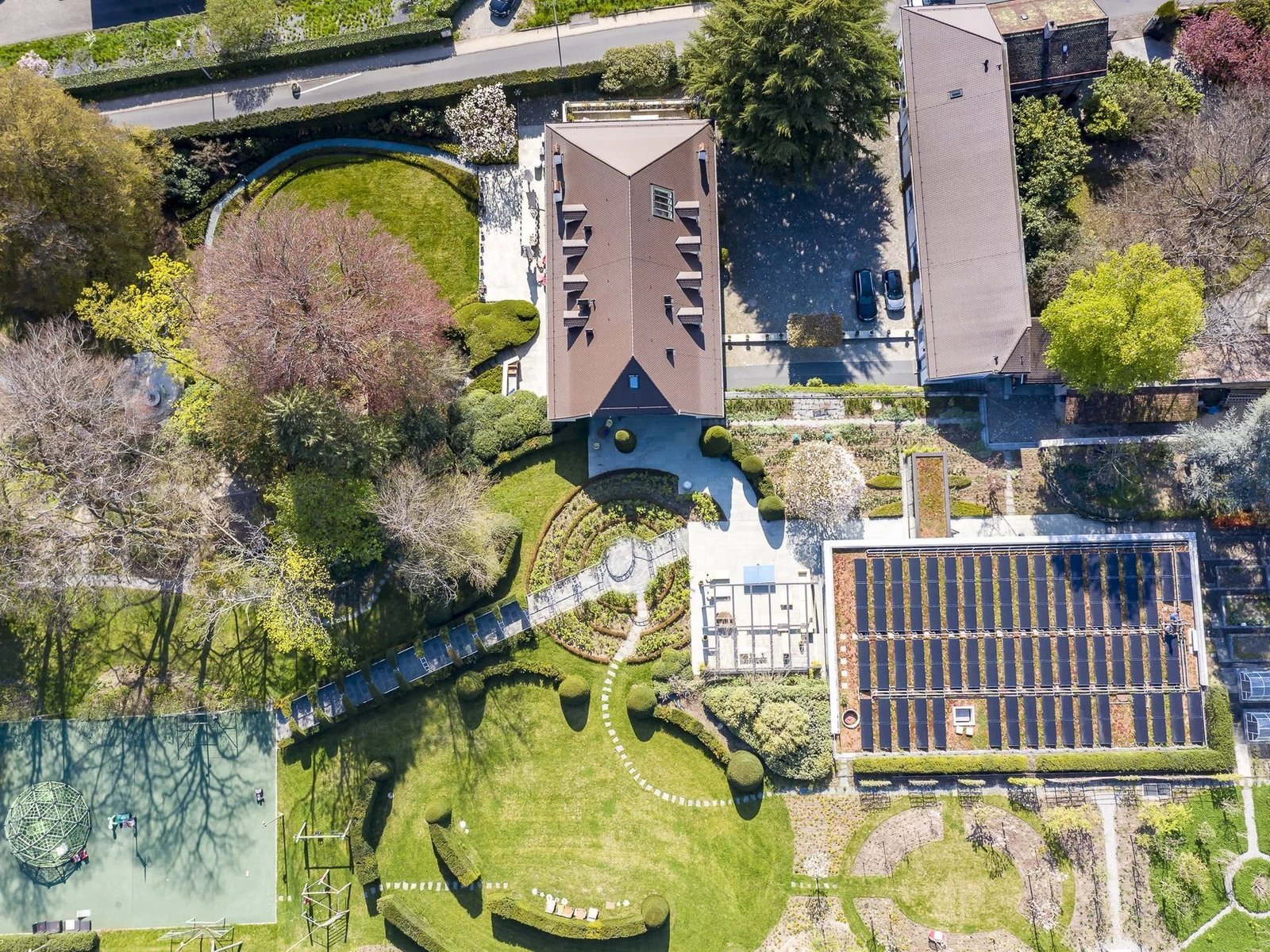 Splendid, Fully Renovated Manor House House in Jouxtens-Mézery, Vaud, Switzerland