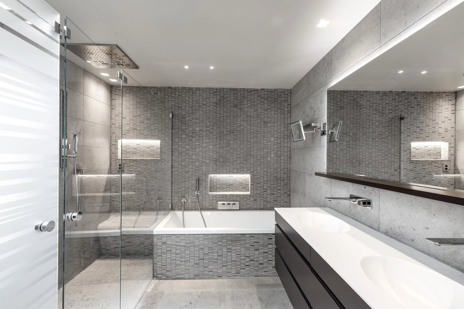 Modern Townhouse – An Urban Oasis Of Exception House in Lausanne, Vaud, Switzerland