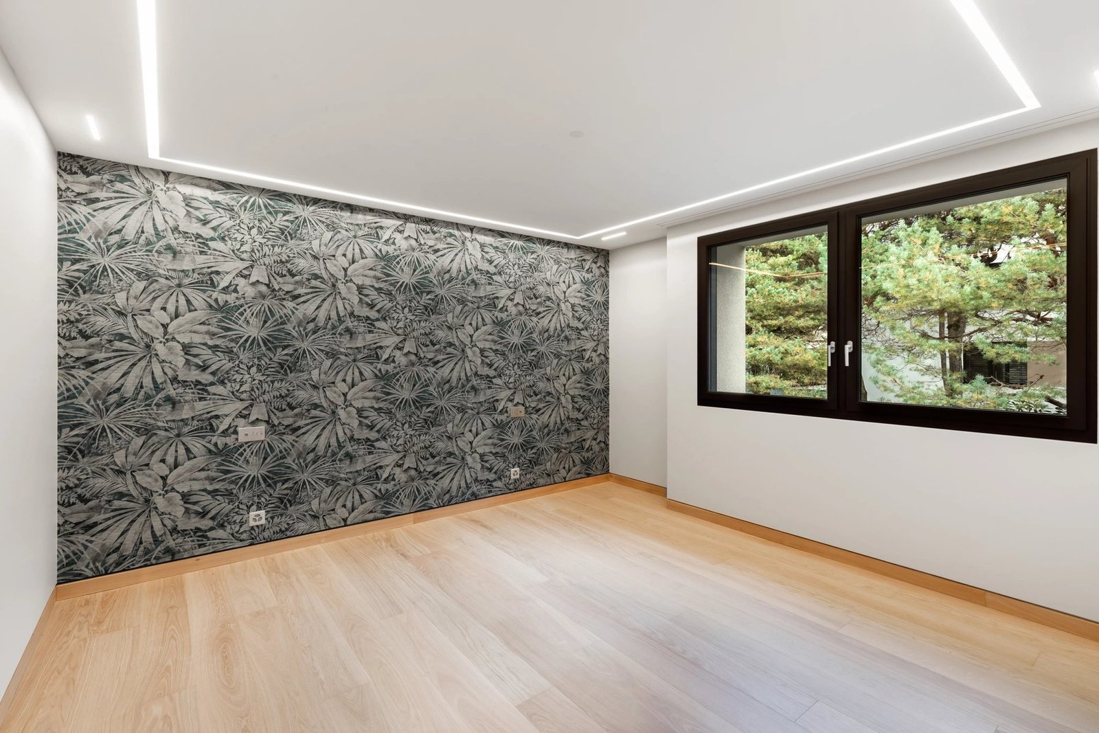 Modern Townhouse – An Urban Oasis Of Exception House in Lausanne, Vaud, Switzerland