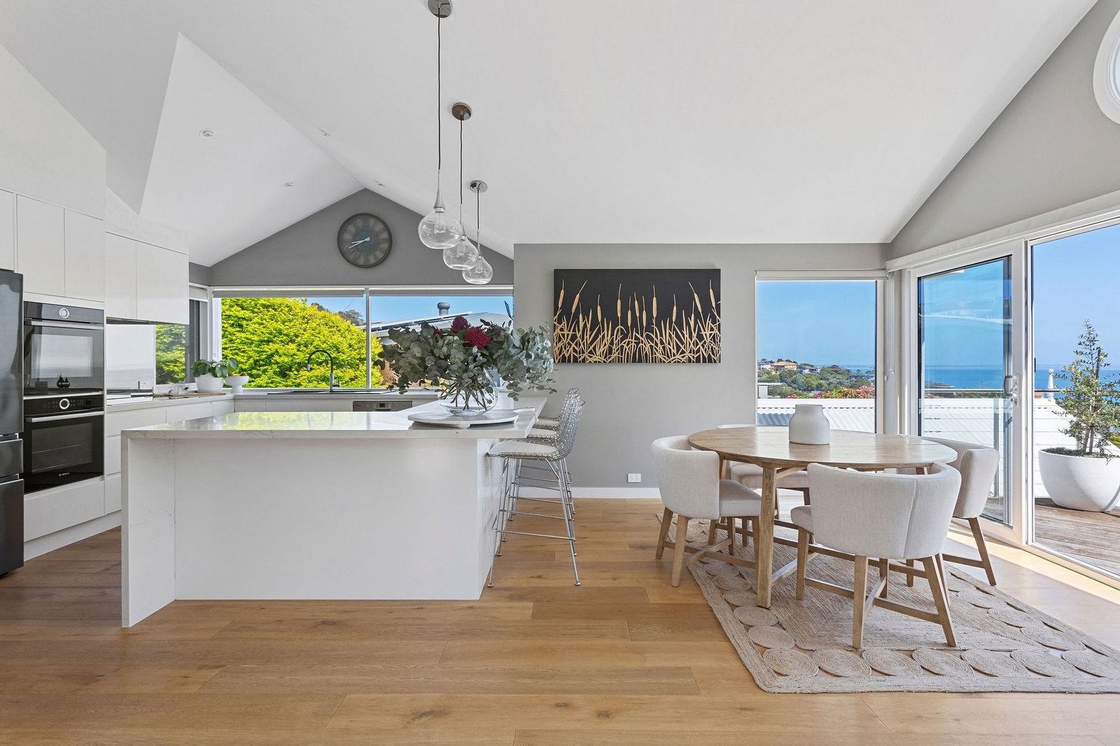 Sunsets House in Mount Martha, Victoria, Australia