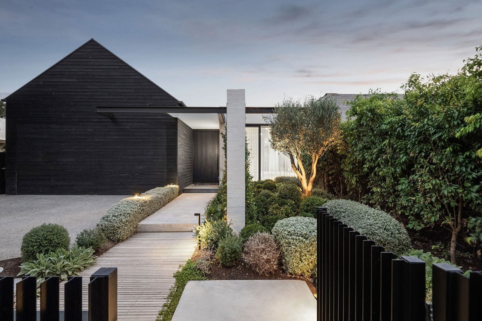 Luxury Coastal Living House in Mount Martha, Victoria, Australia