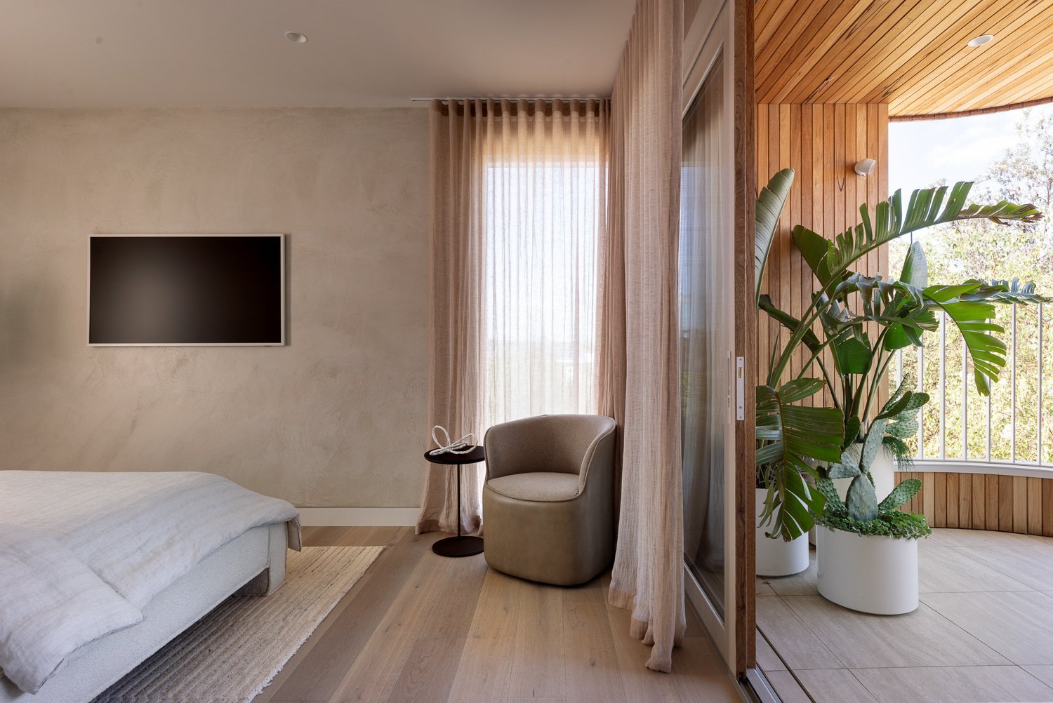 Textured Coastal Charm House in Mount Martha, Victoria, Australia