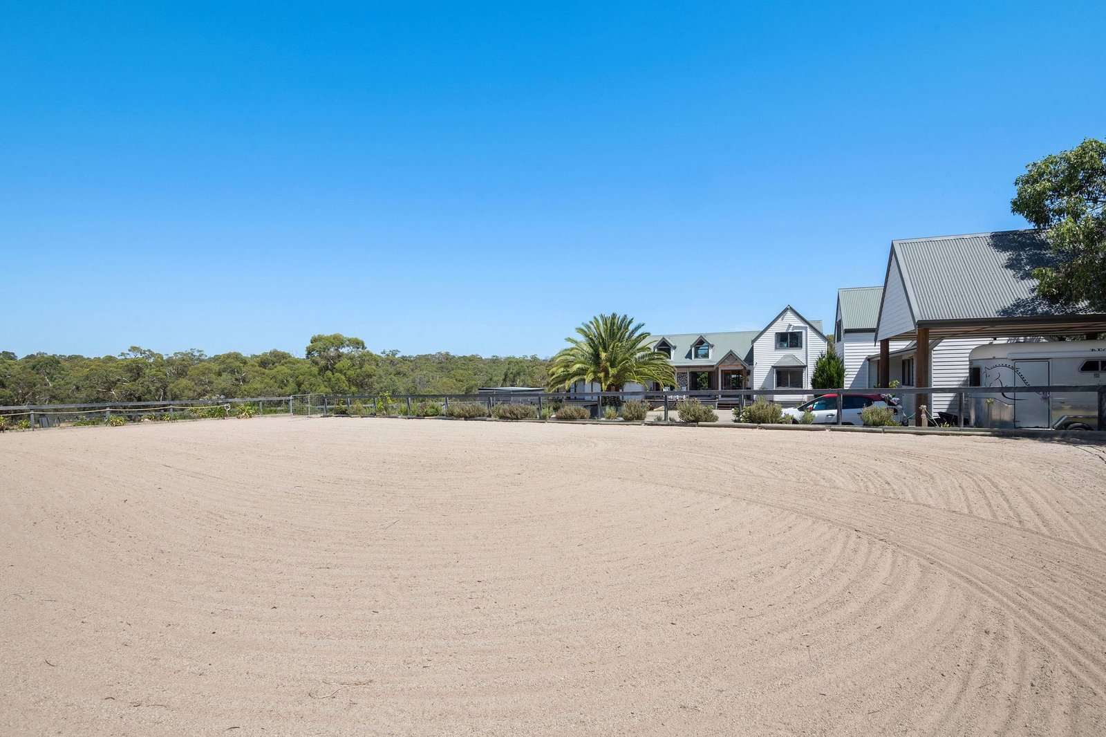 Tranquil Countryside Living House in Mount Martha, Victoria, Australia
