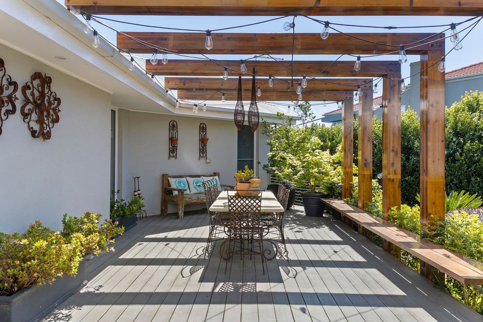 Sunsets House in Mount Martha, Victoria, Australia