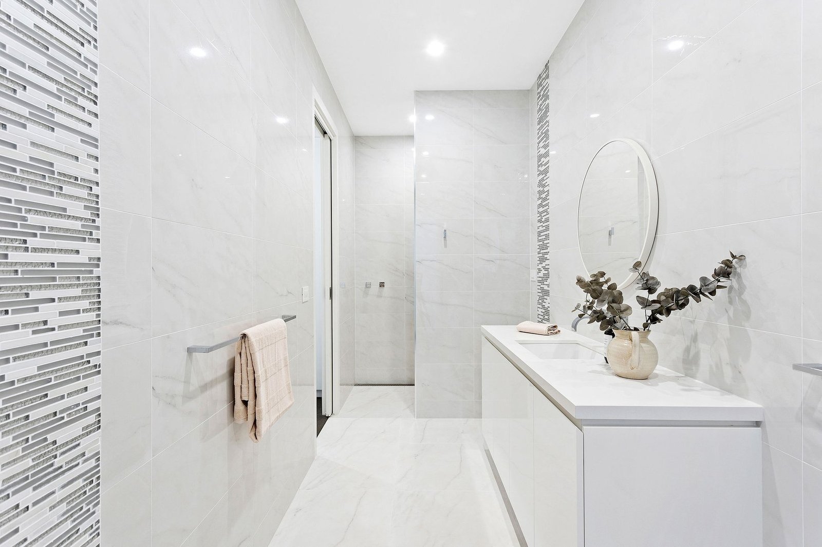 Architectural Brilliance Meets Beachside Bliss House in Mount Martha, Victoria, Australia