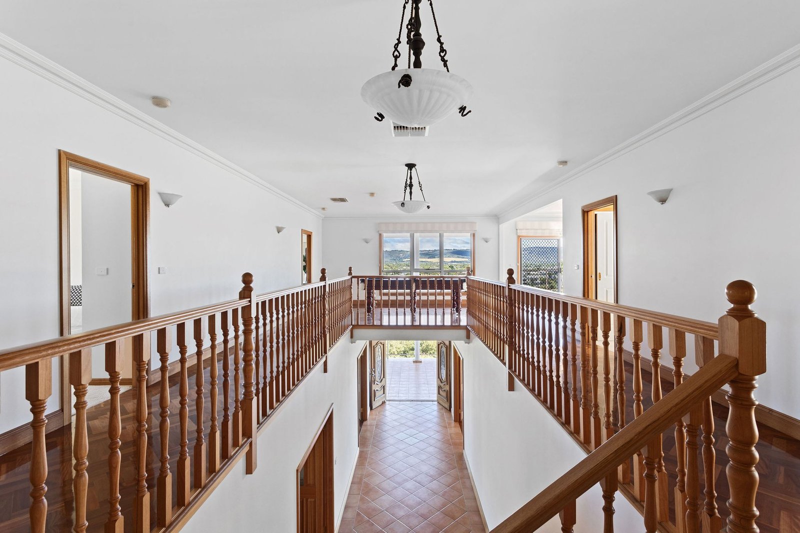 Grand Scale Living With An Extraordinary Panorama House in Mount Martha, Victoria, Australia