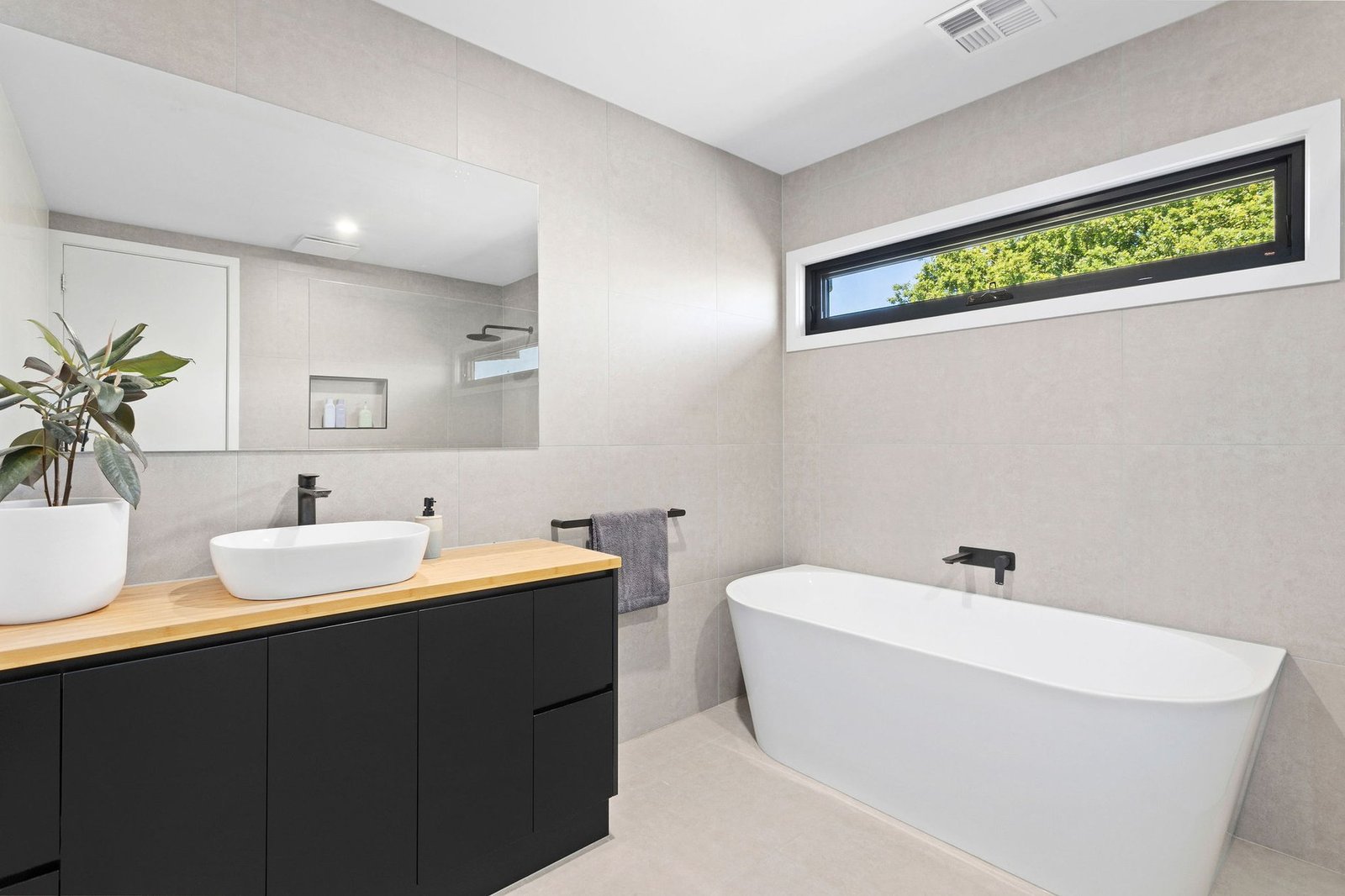 Bespoke Design Elevated By The Bay House in Mount Martha, Victoria, Australia