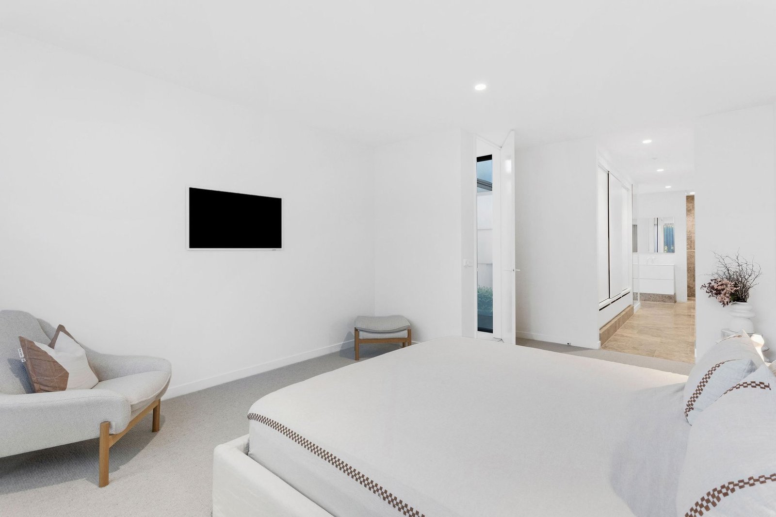 Luxury Coastal Living House in Mount Martha, Victoria, Australia