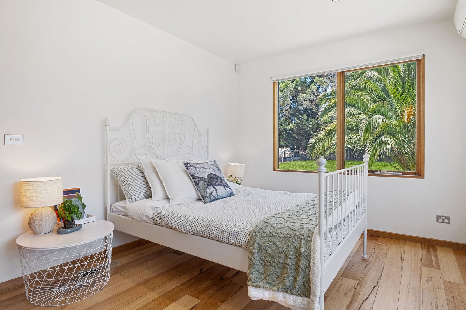 Tranquil Countryside Living House in Mount Martha, Victoria, Australia