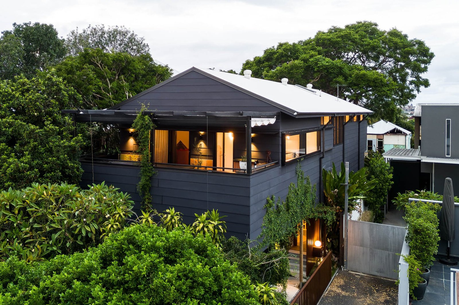 A Fusion Of Japanese Minimalism And Scandinavian Elegance In The Heart Of Brisbane House in New Farm, Queensland, Australia