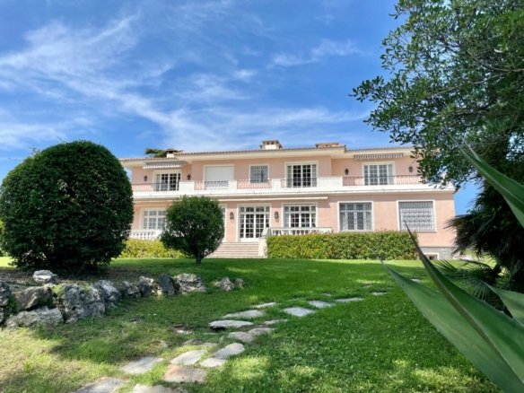 House in Nice, Provence Alpes Côte D’azur, France