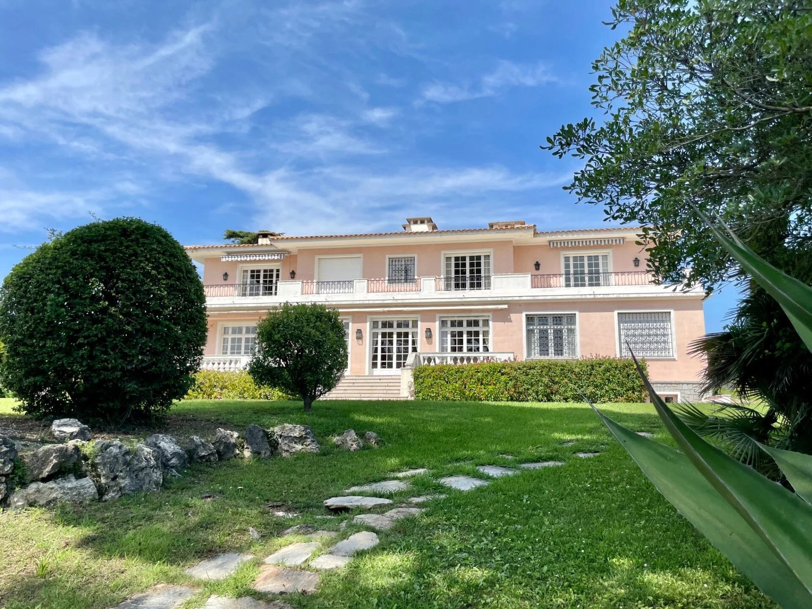 4 Hectare Estate In Nice House in Nice, Provence Alpes Côte D’azur, France