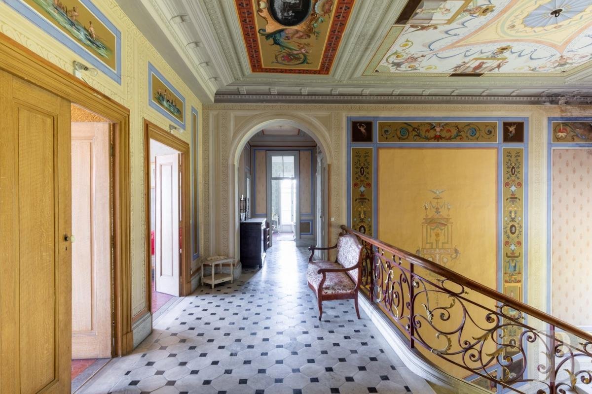 A Listed Italian Renaissance Style Residence Set In 6 Ha Of Grounds In Nice, With Panoramic House in Nice, Provence Alpes Côte D’azur, France