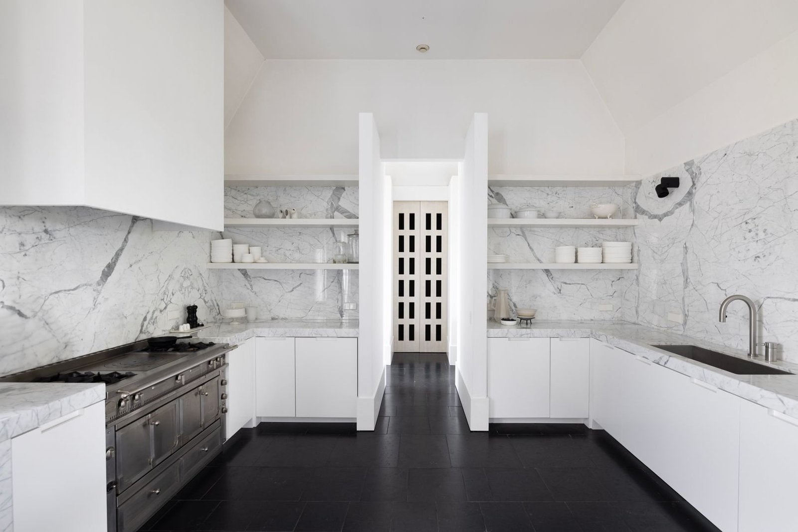 Oostzaan Large House House in Oostzaan, North Holland, Netherlands