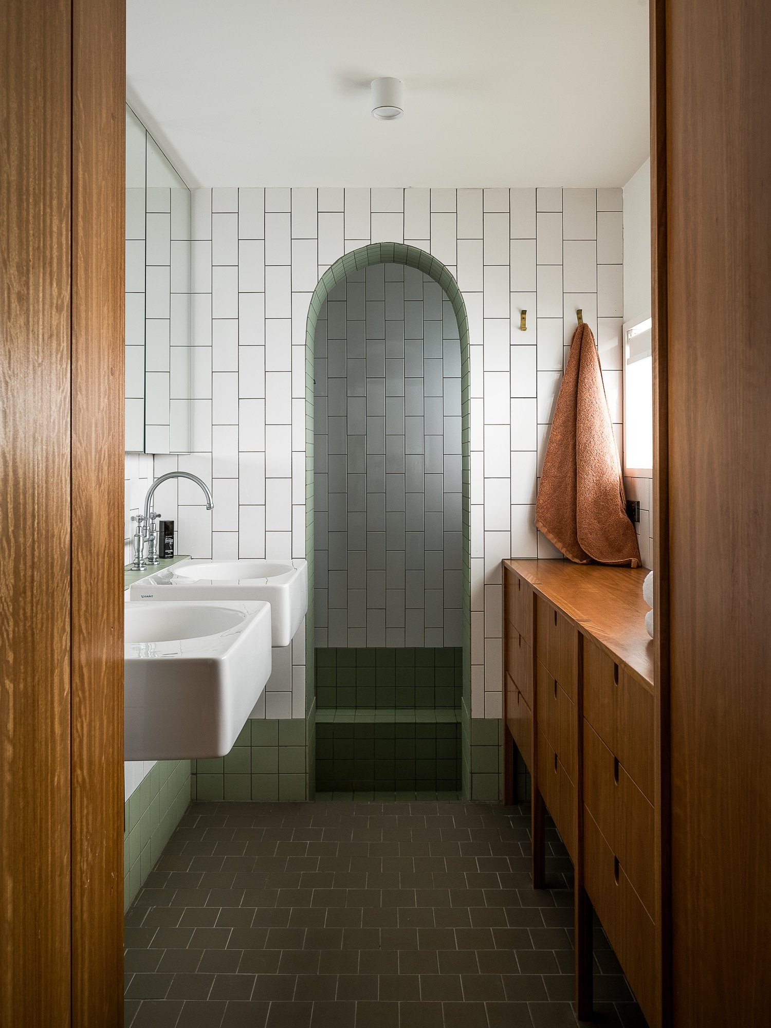 Iconic Ranley Grove House By Owen Architecture House in Paddington, Queensland, Australia