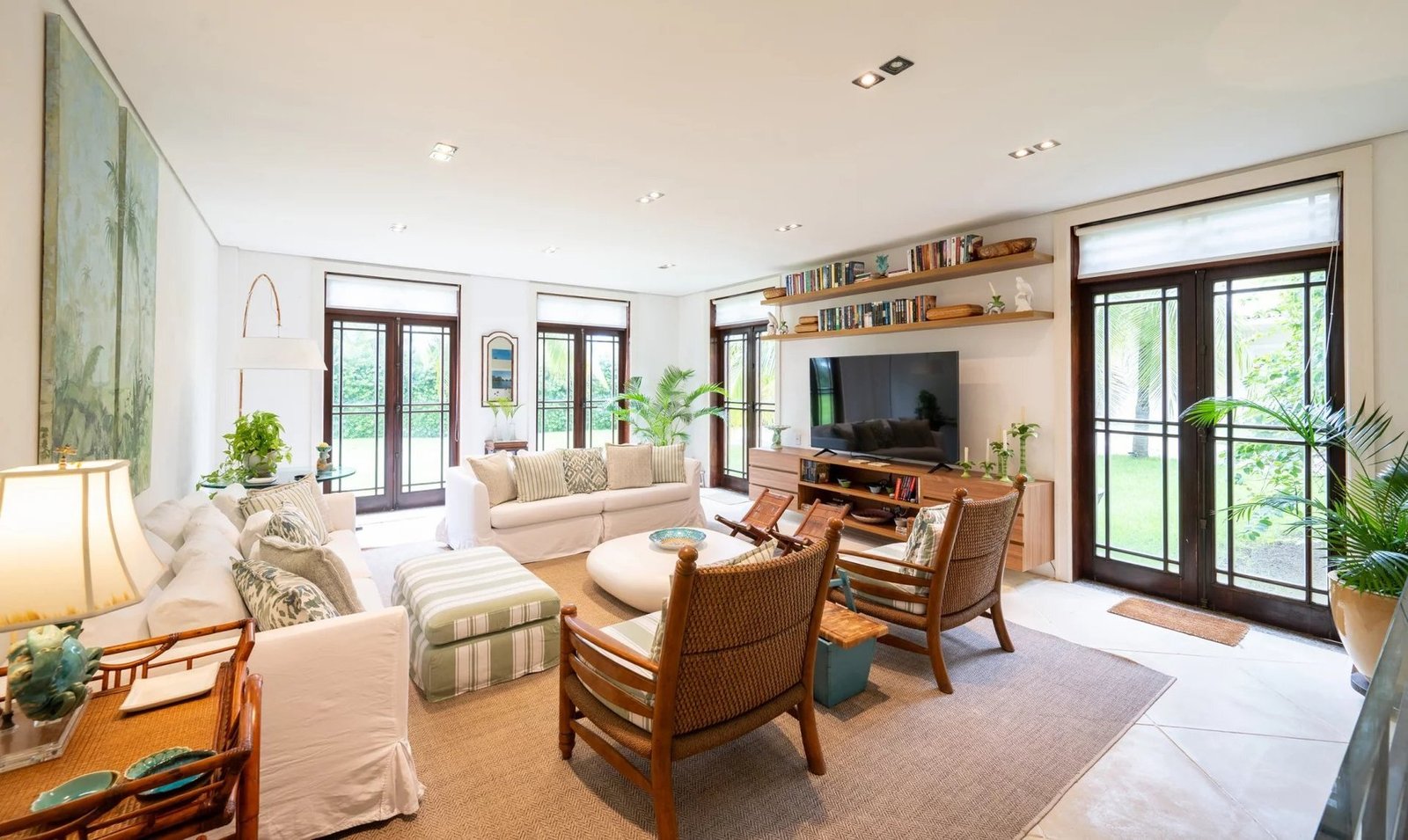 Bah462 Stunning Seafront House In Praia Do Forte House in Praia do Forte, State of Bahia, Brazil