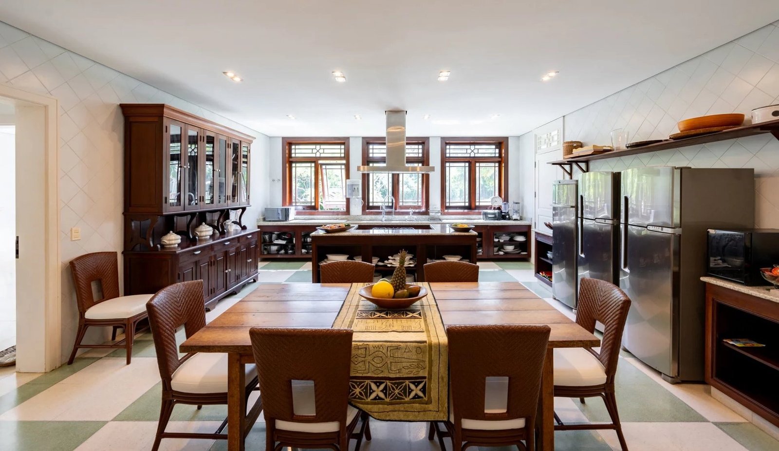 Bah462 Stunning Seafront House In Praia Do Forte House in Praia do Forte, State of Bahia, Brazil