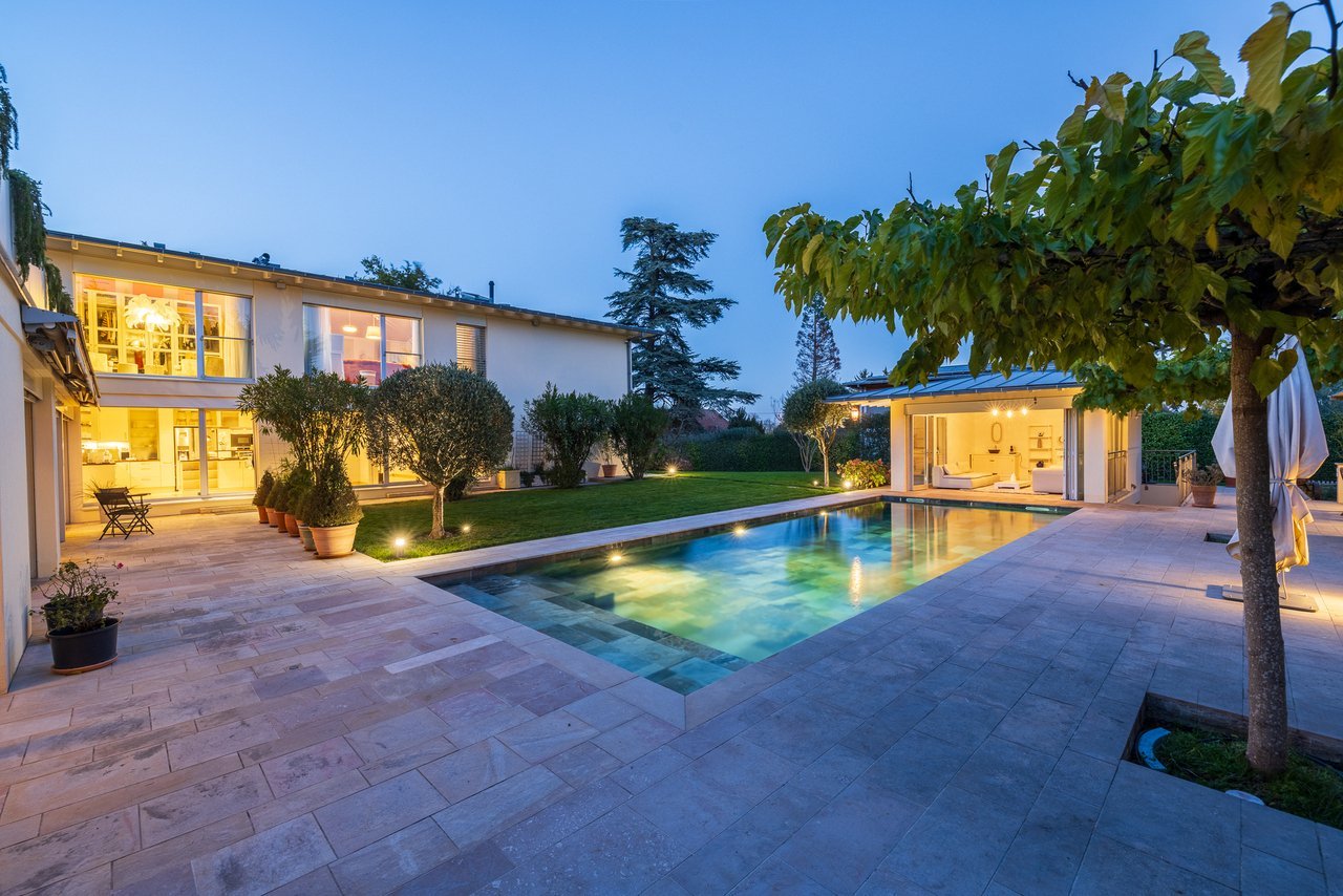 Superb Family Property House in Pregny-Chambésy, Genève, Switzerland