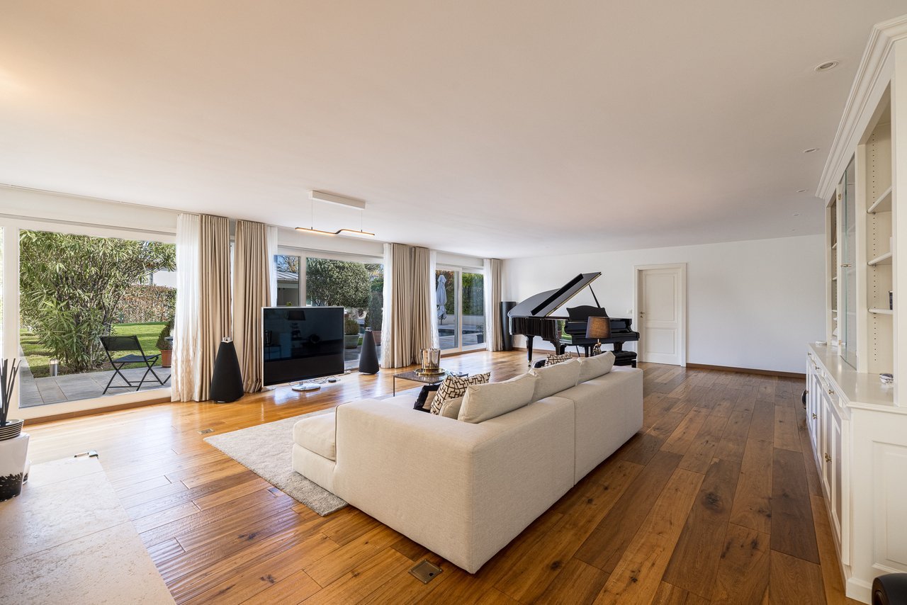 Superb Family Property House in Pregny-Chambésy, Genève, Switzerland