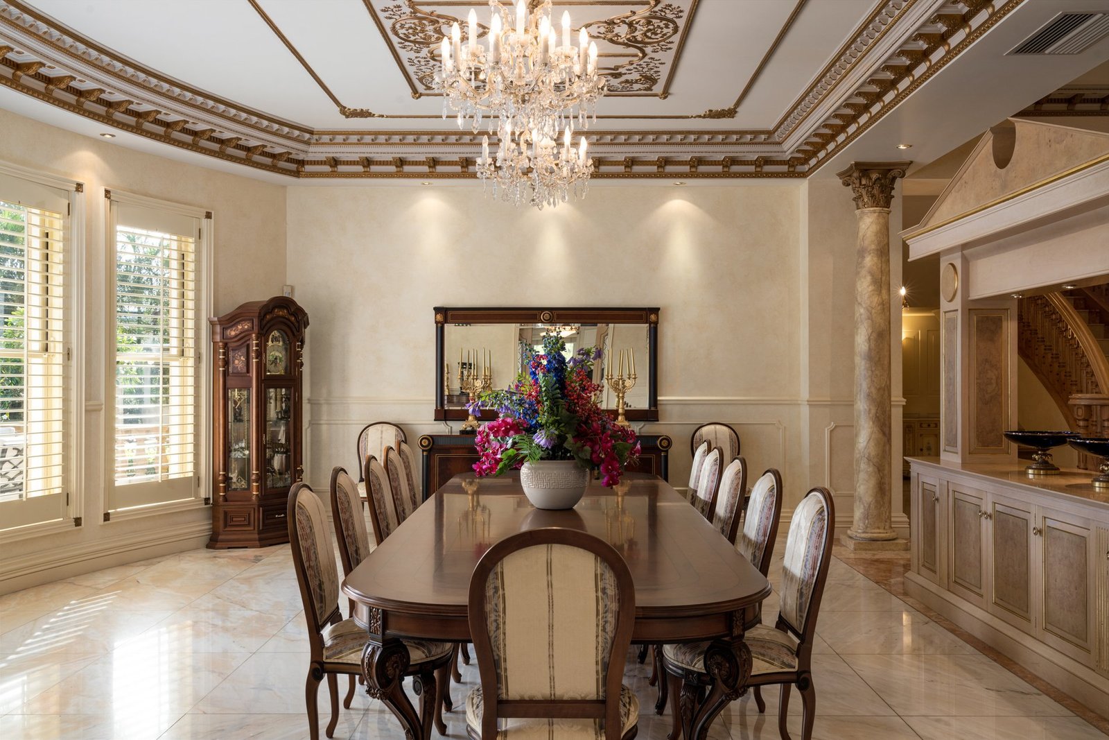 Where Luxury Reigns House in Robertson, Queensland, Australia