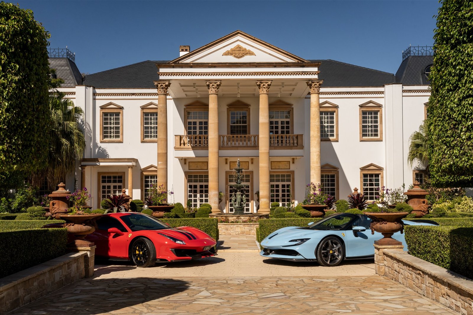 Where Luxury Reigns House in Robertson, Queensland, Australia