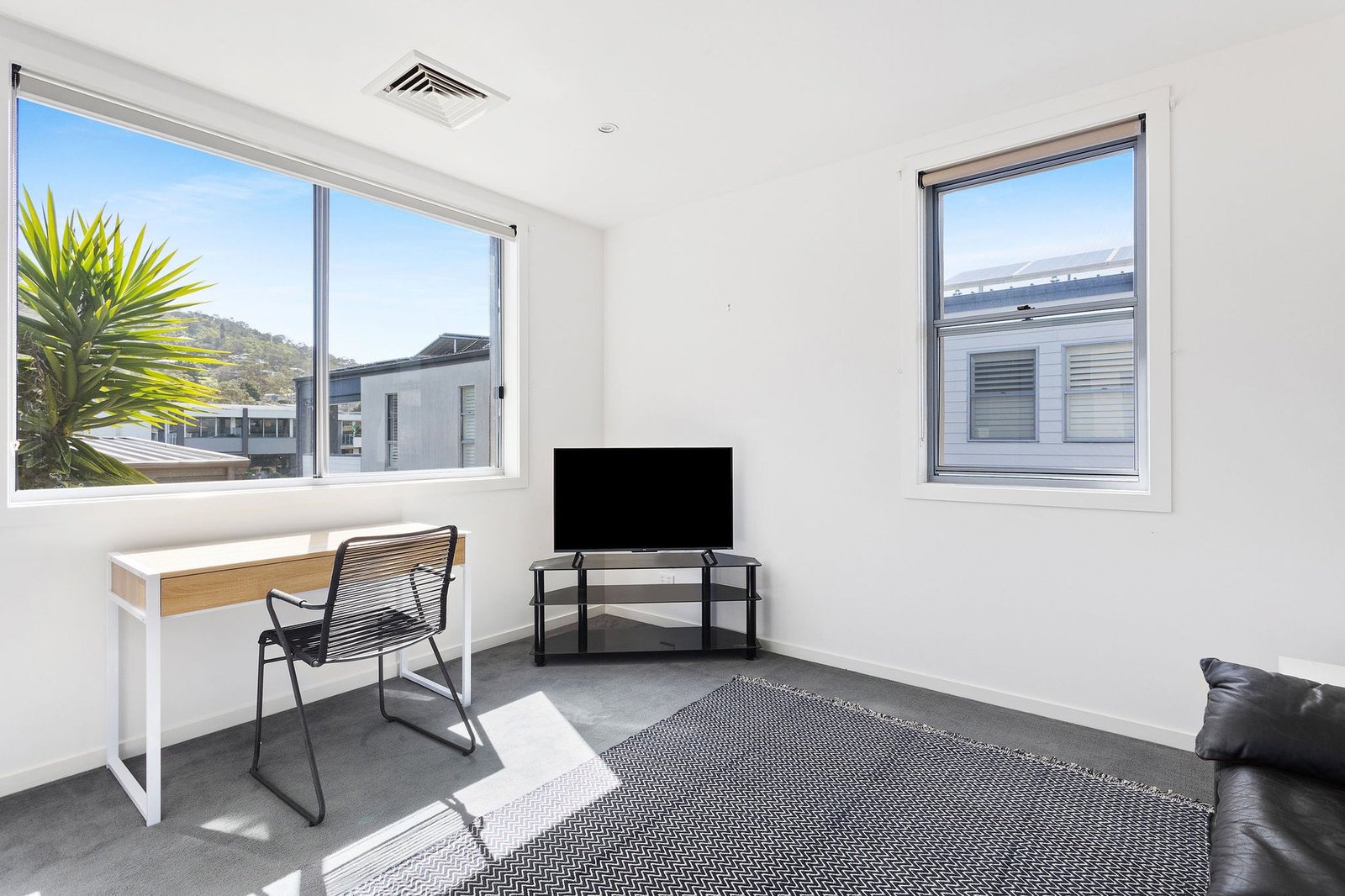 Waters Edge House in Safety Beach, Victoria, Australia