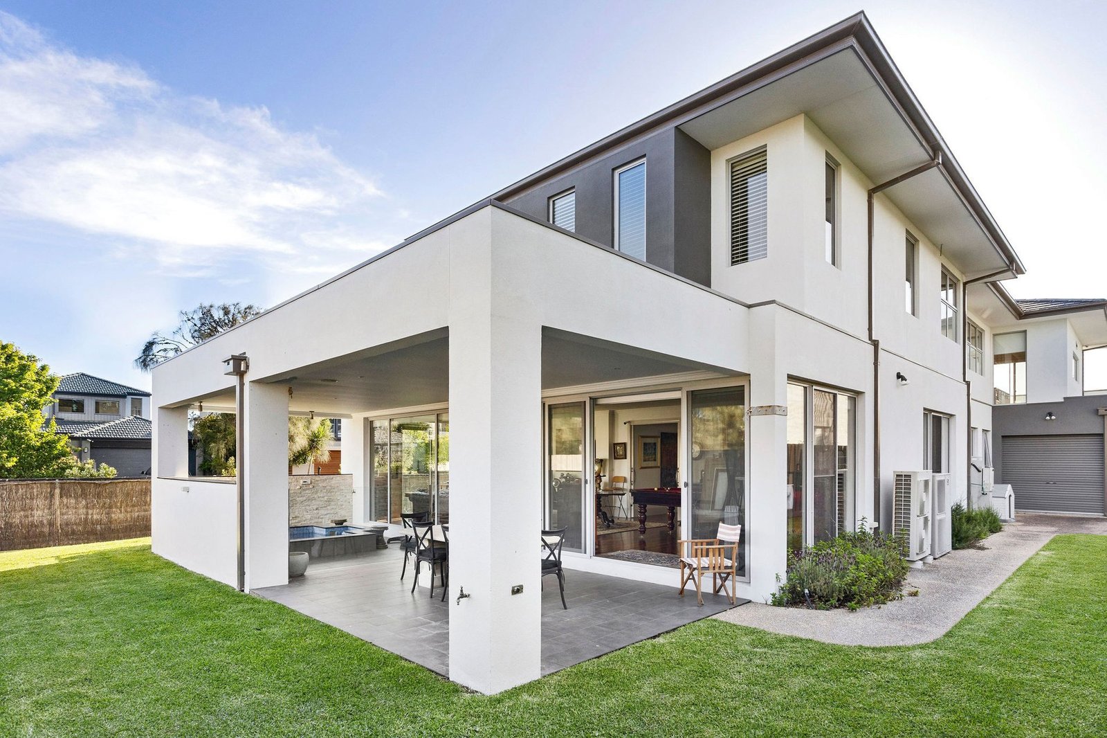 Beachside Luxury Walk To The Beach & Marina House in Safety Beach, Victoria, Australia