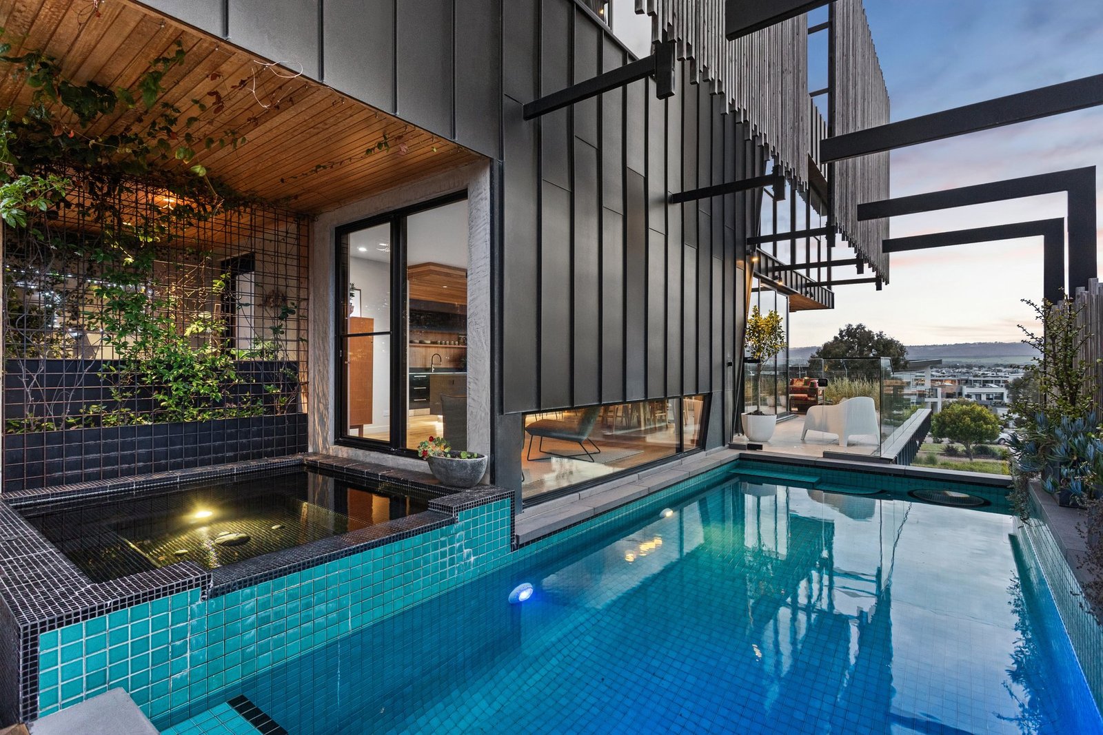 Pinacle Bay & Marina Vista House in Safety Beach, Victoria, Australia