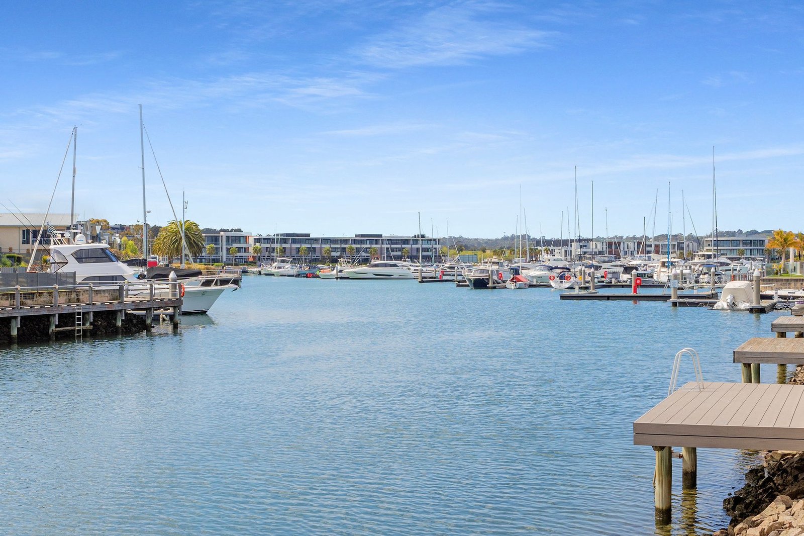Waters Edge House in Safety Beach, Victoria, Australia