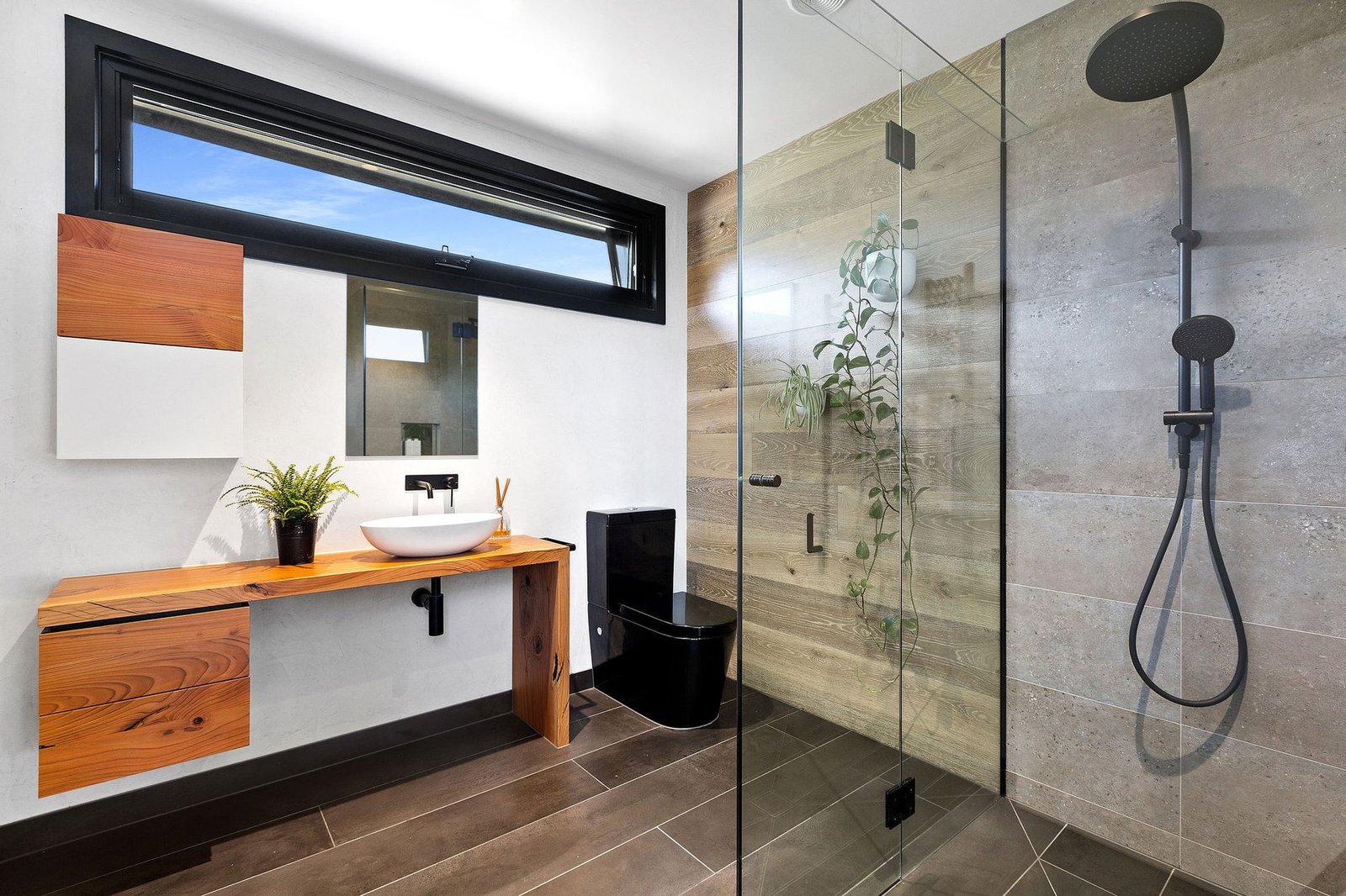 Pinacle Bay & Marina Vista House in Safety Beach, Victoria, Australia