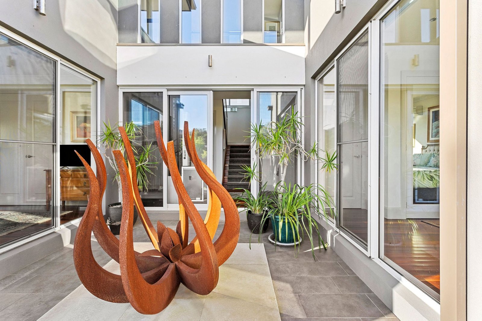 Beachside Luxury Walk To The Beach & Marina House in Safety Beach, Victoria, Australia