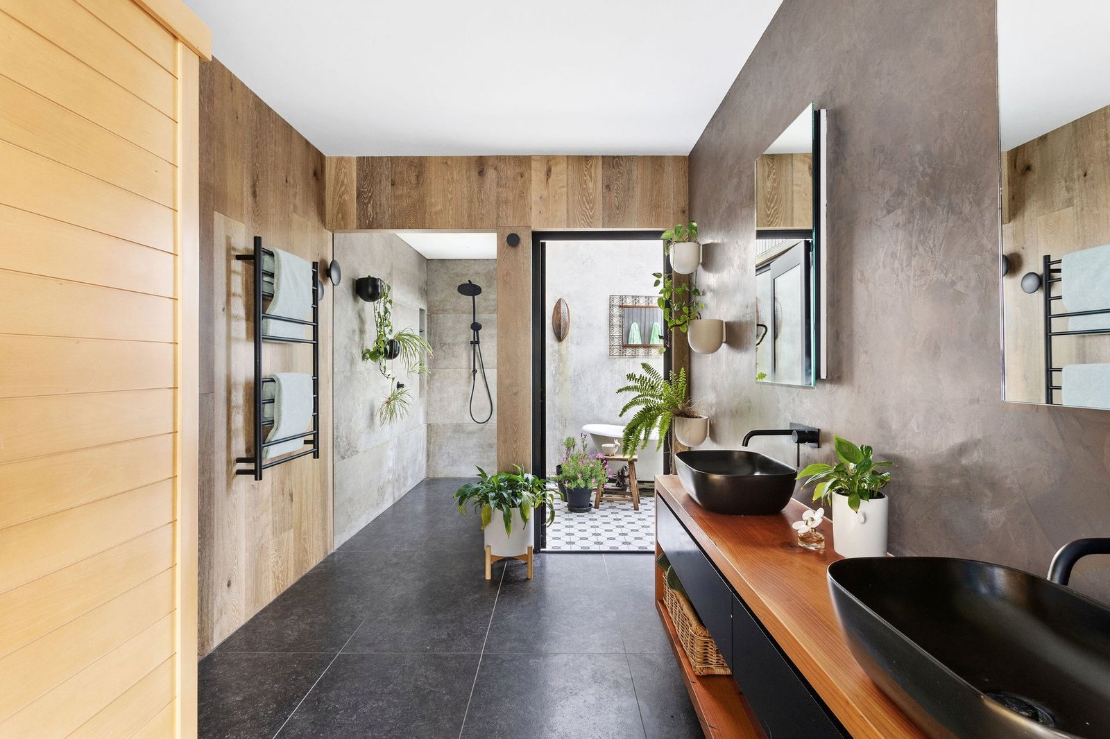 La Belle Vie House in Safety Beach, Victoria, Australia