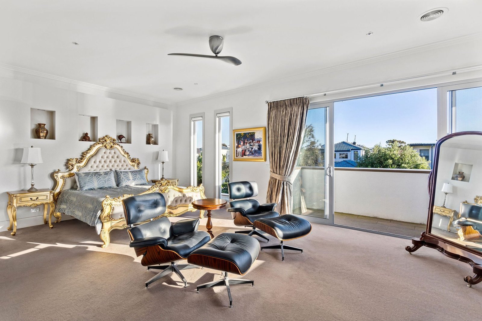 Beachside Luxury Walk To The Beach & Marina House in Safety Beach, Victoria, Australia