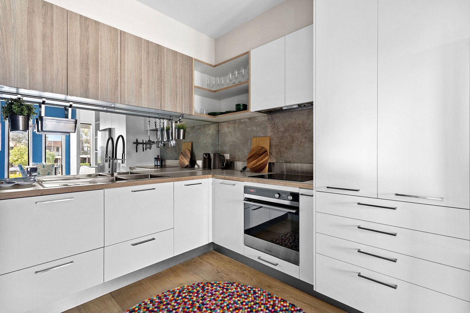 La Belle Vie House in Safety Beach, Victoria, Australia