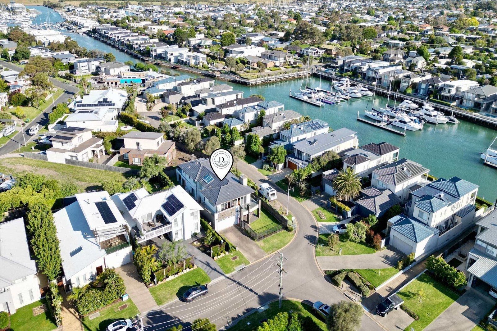 Beachside Luxury Walk To The Beach & Marina House in Safety Beach, Victoria, Australia