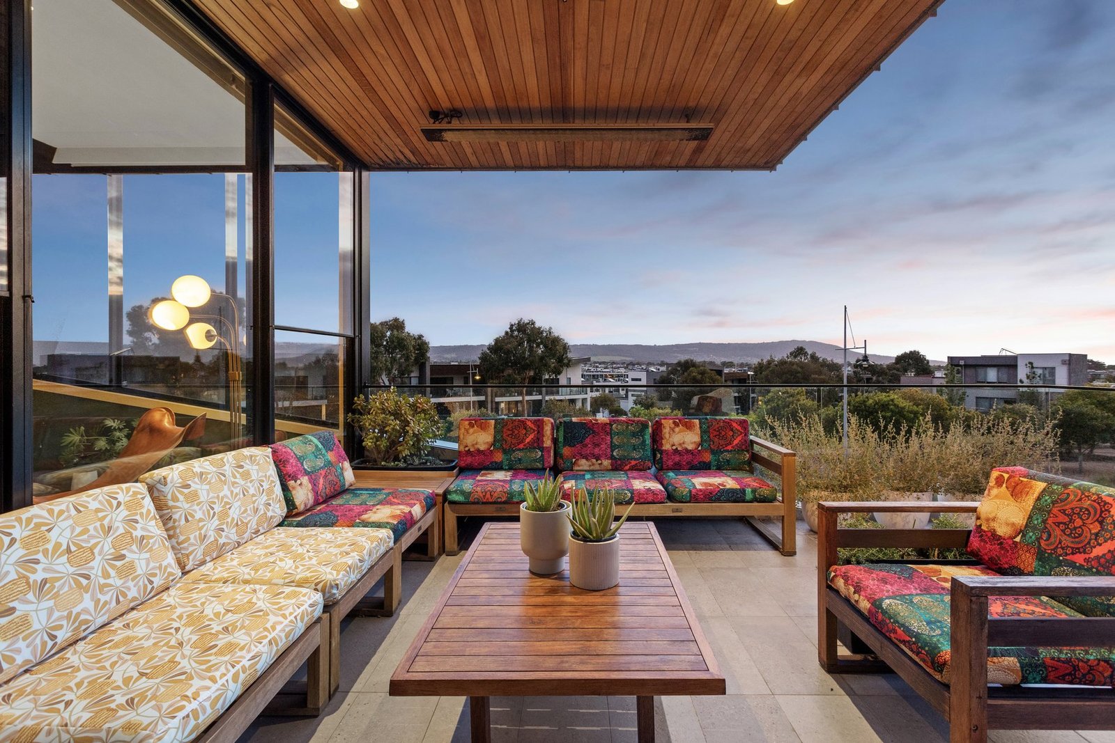 Pinacle Bay & Marina Vista House in Safety Beach, Victoria, Australia