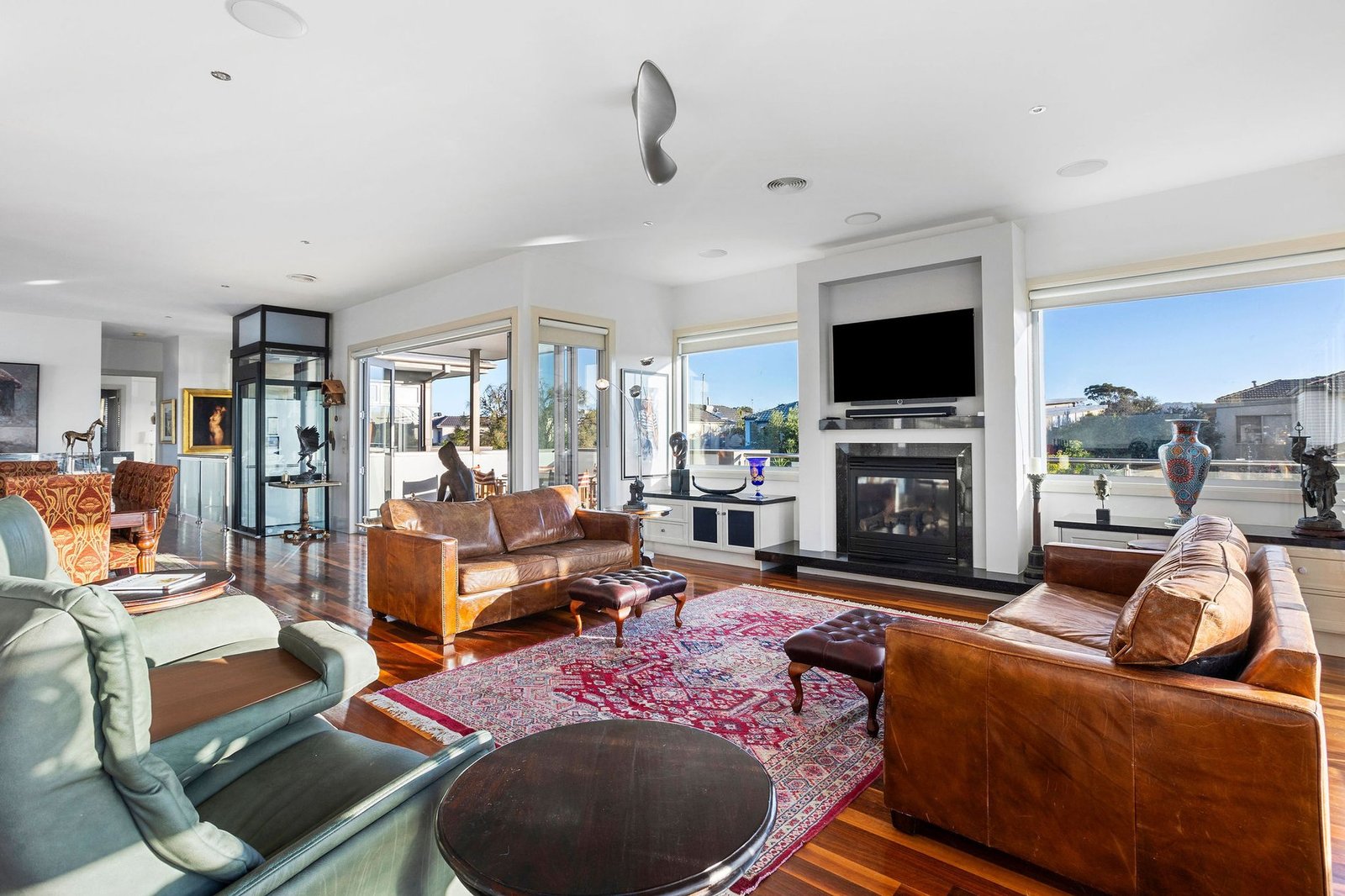 Beachside Luxury Walk To The Beach & Marina House in Safety Beach, Victoria, Australia