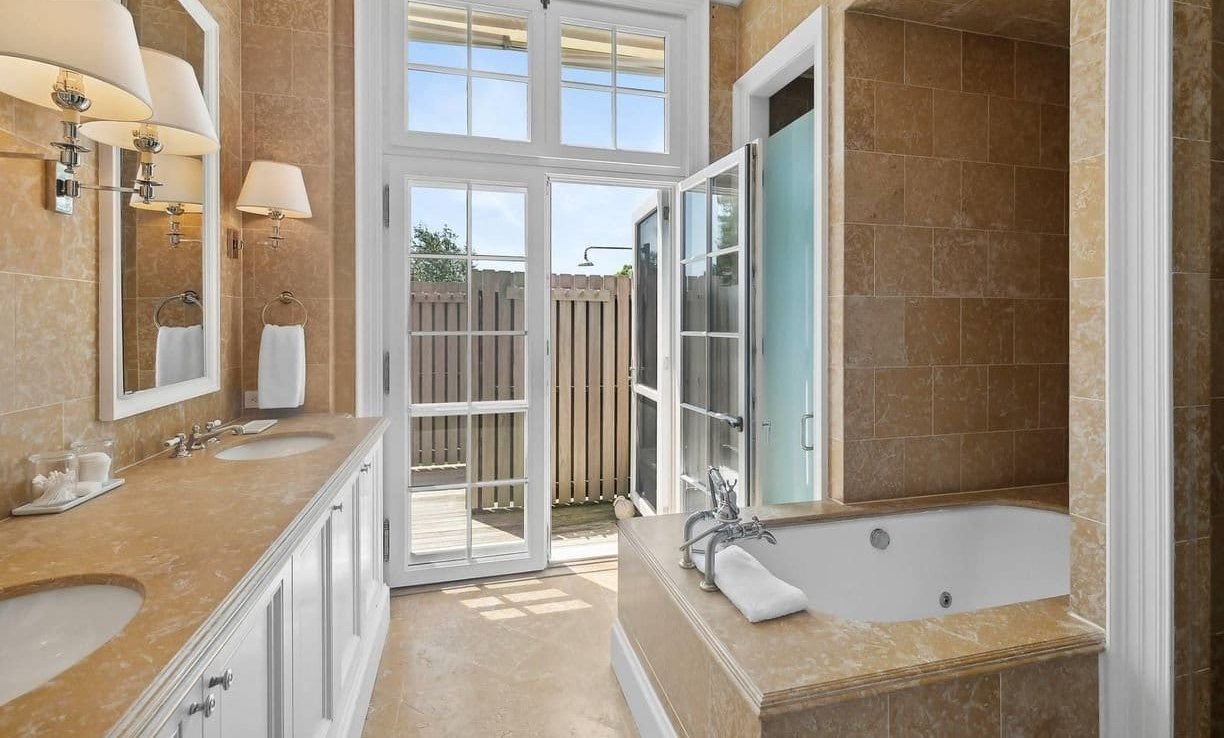 809 Meadow Ln, Southampton, Ny 11968 House in Southampton, New York, United States