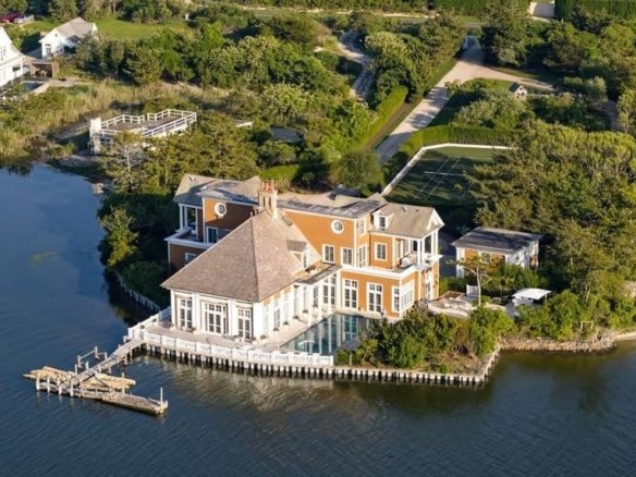 House in Southampton, New York, United States