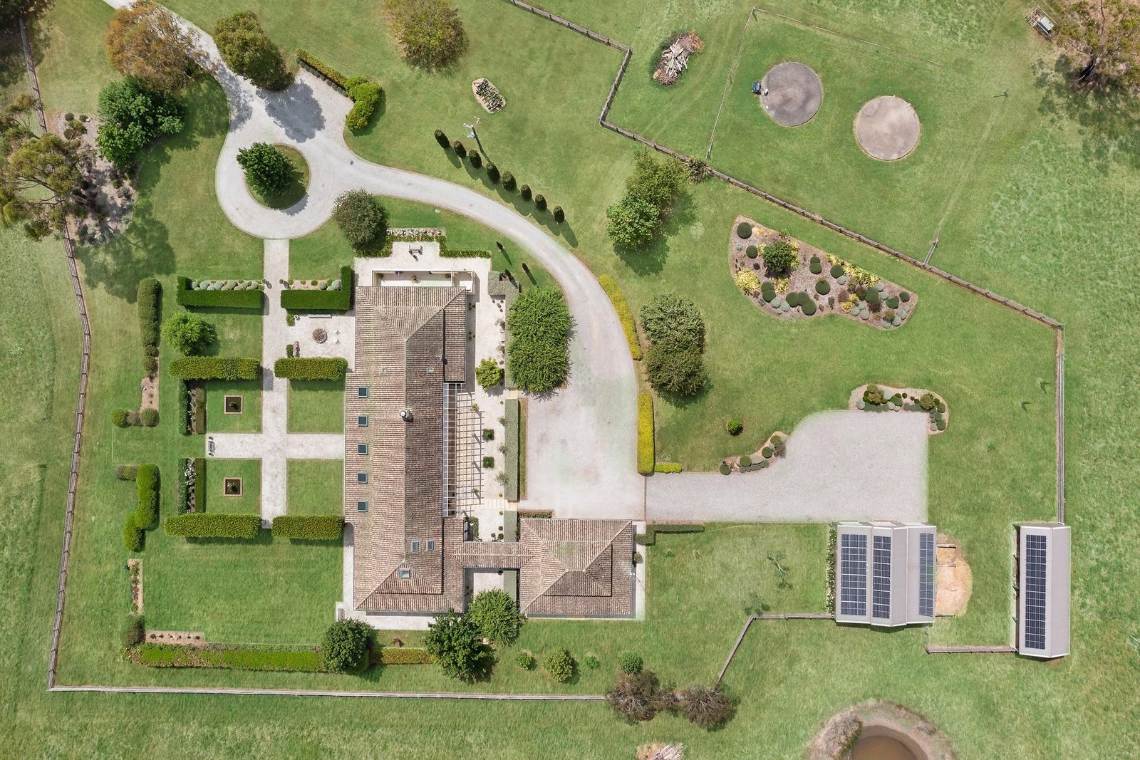 ‘Villa Christina’ Tuscany In The Highlands House in Sutton Forest, New South Wales, Australia