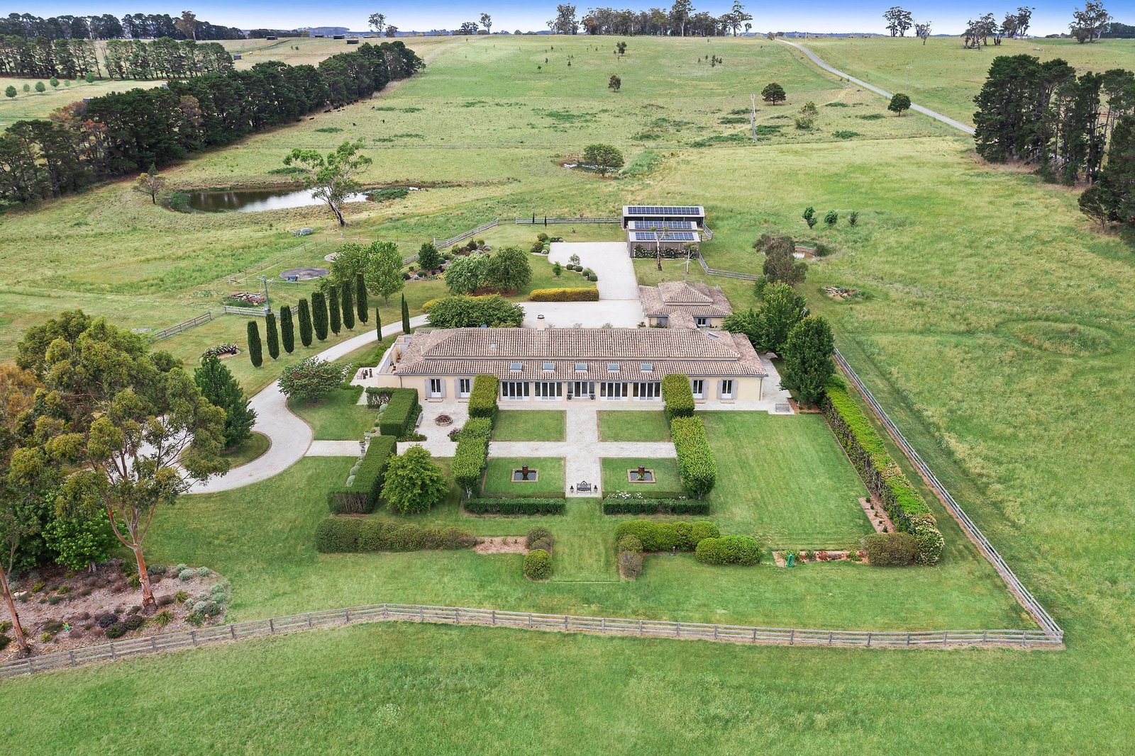 ‘Villa Christina’ Tuscany In The Highlands House in Sutton Forest, New South Wales, Australia