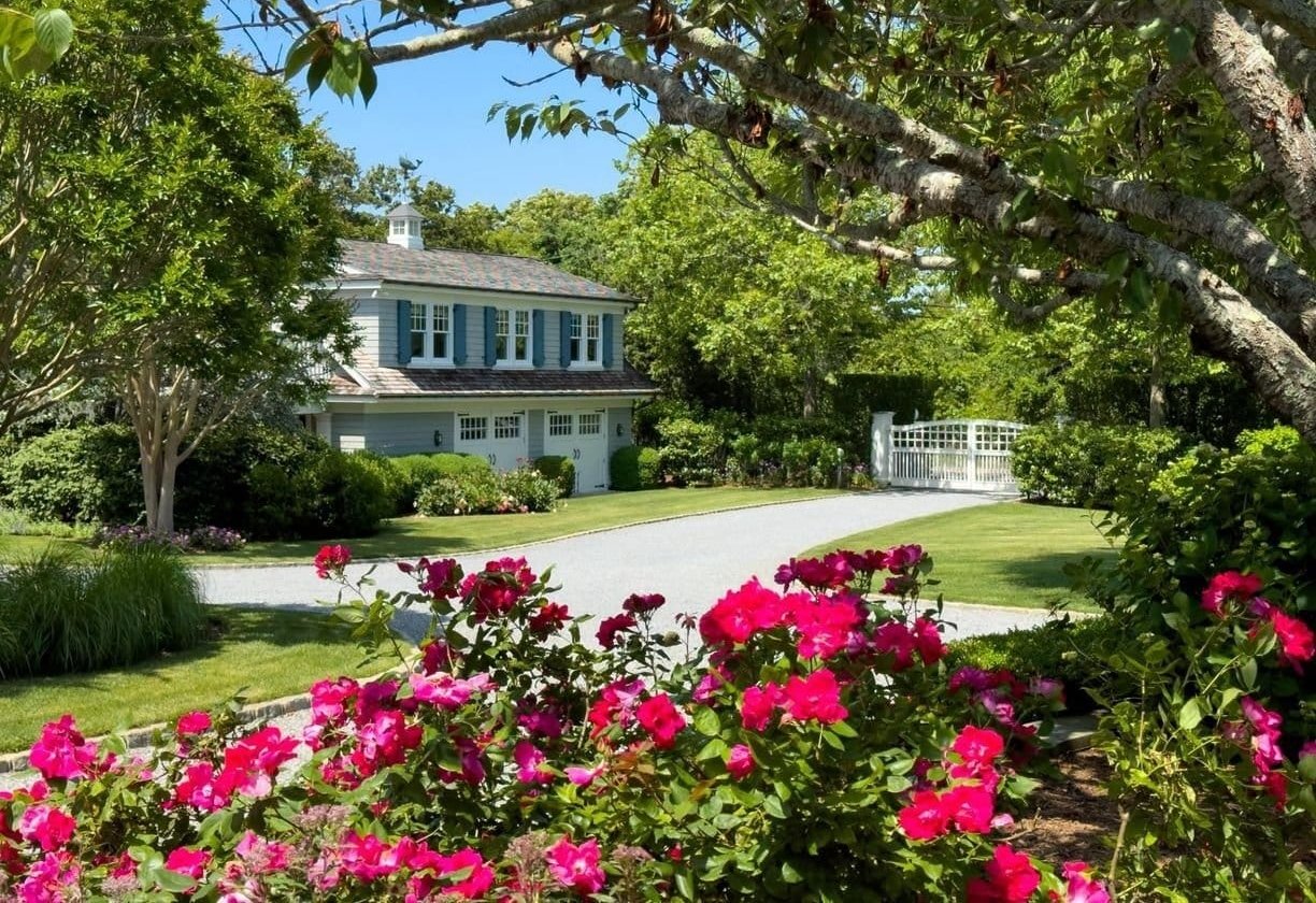 59 Shore Road, Westhampton, Ny 11977 House in Westhampton, New York, United States