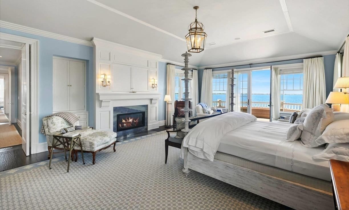 59 Shore Road, Westhampton, Ny 11977 House in Westhampton, New York, United States