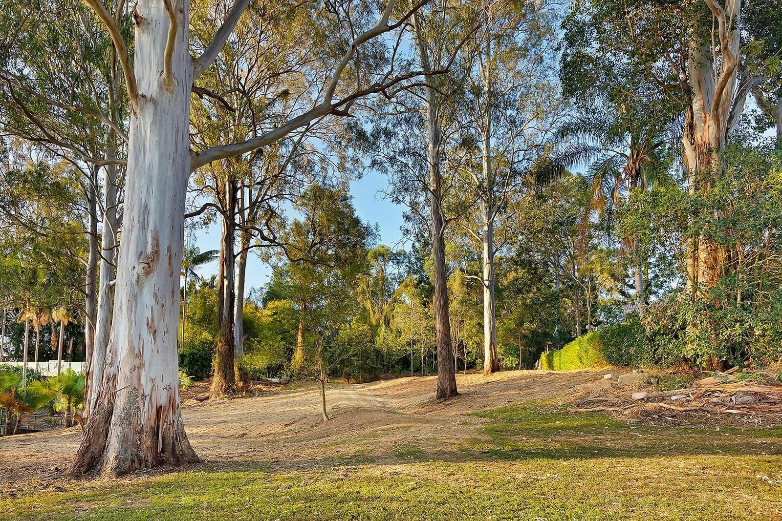 Land in Fig Tree Pocket, Queensland, Australia