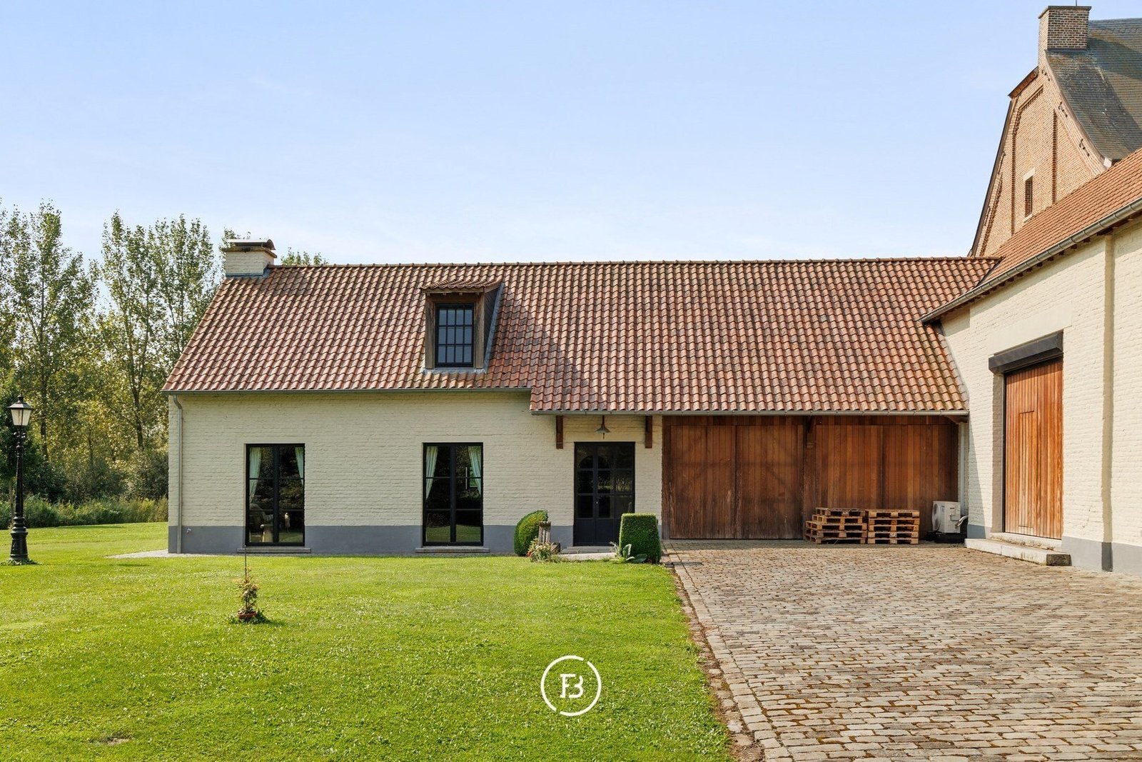 Mansion Binderveld Nieuwerkerken, Flanders, Belgium